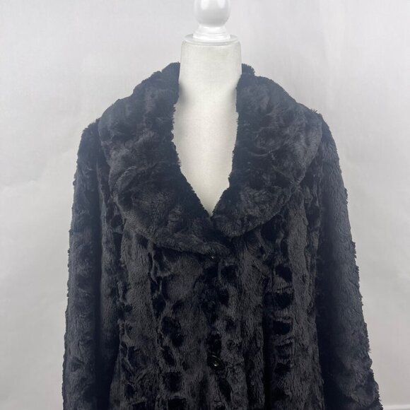 Outdoor Edition By Parkhurst Long Black Faux Fur Coat With Button Closure - Picture 3 of 14